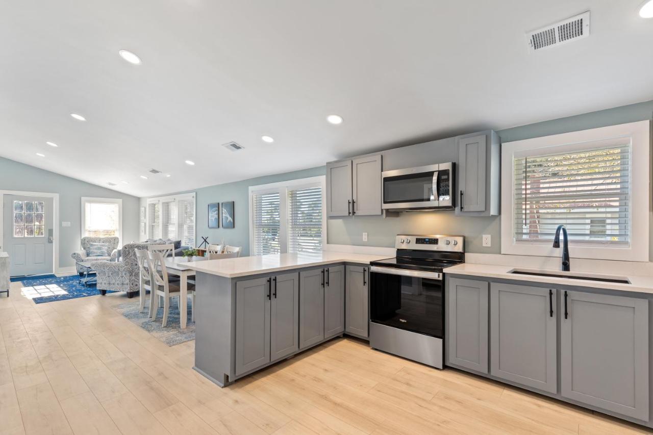 222 W Ashley - Sea Breeze - Minutes To The Ocean And Downtown Folly Beach Exteriér fotografie